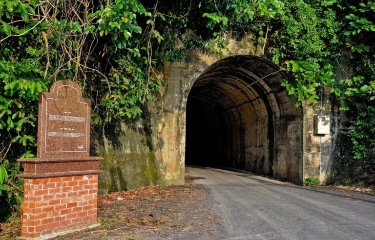 TEROWONG BUKIT TEBUK DUNGUN TRG
